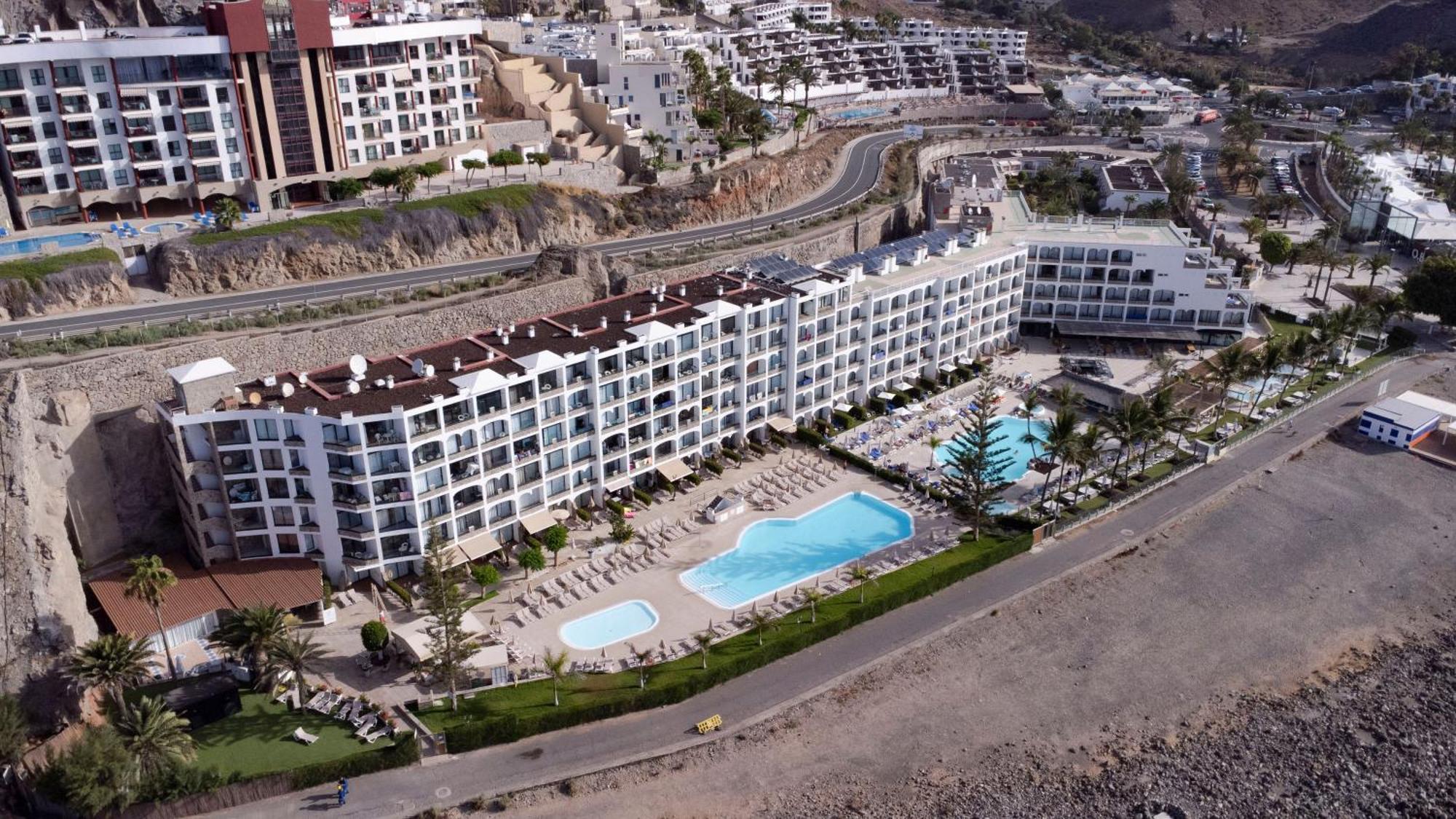 Riviera Peace